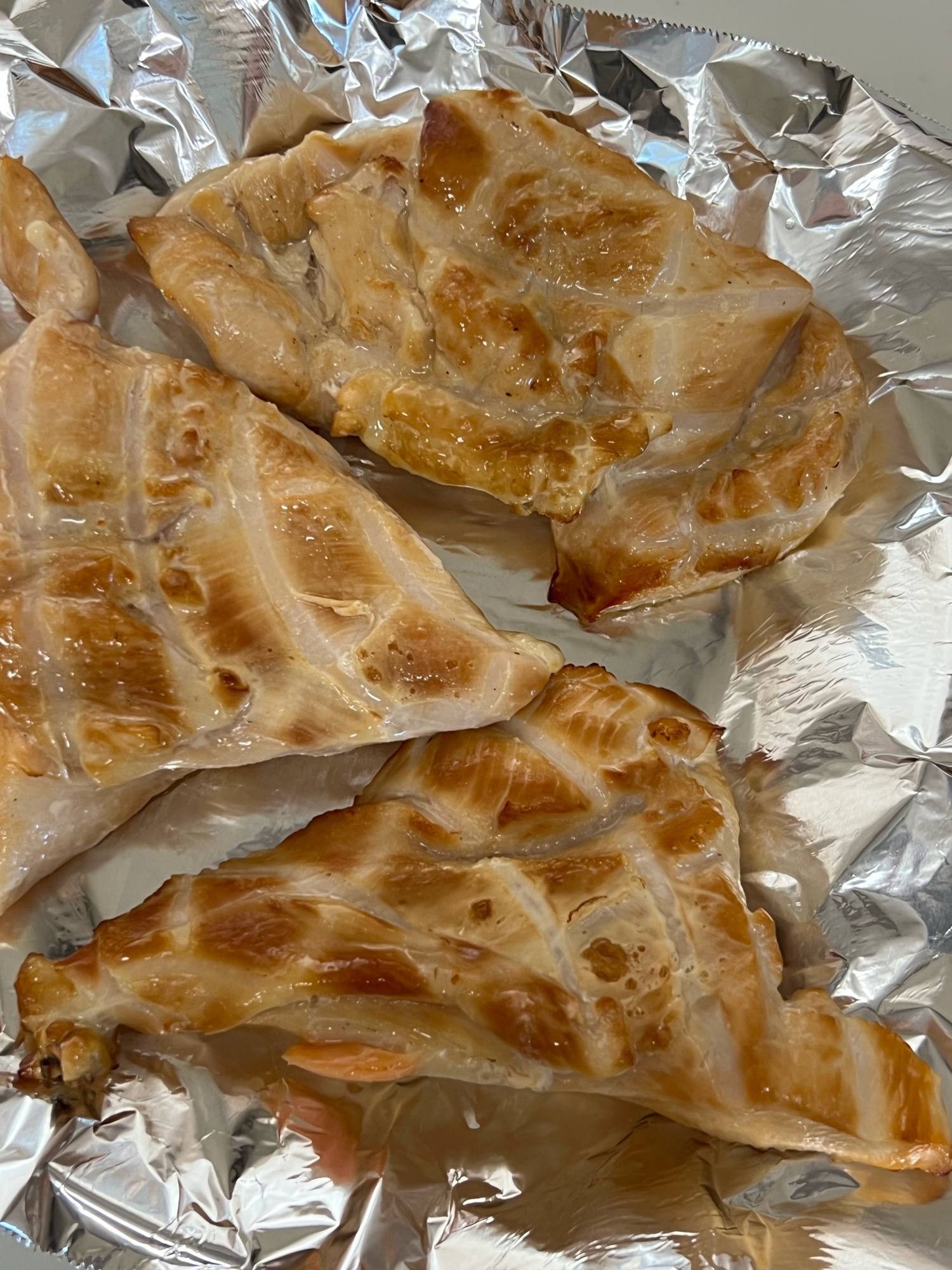 おつまみやサラダに♪鶏むね肉の燻製
