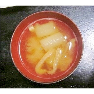 長ネギと油揚げの味噌汁