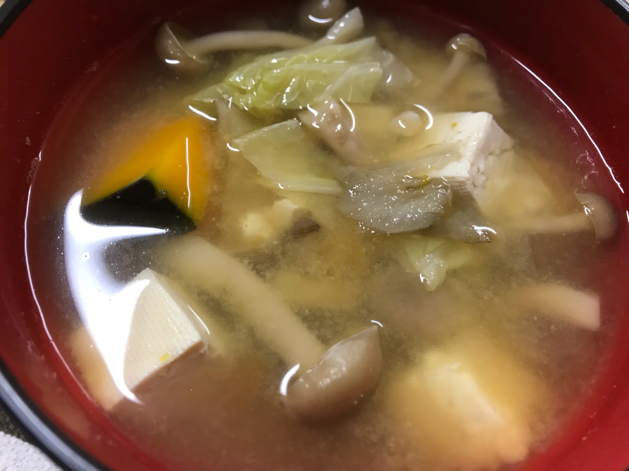 カボチャ&豆腐&しめじ&白菜の味噌汁