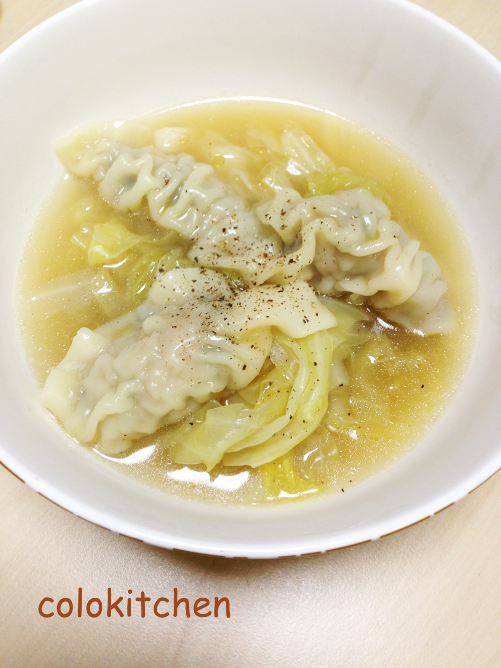 トロトロキャベツの中華スープ餃子