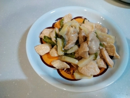 鶏むね肉とじゃがいもとピーマンのオイスター炒め
