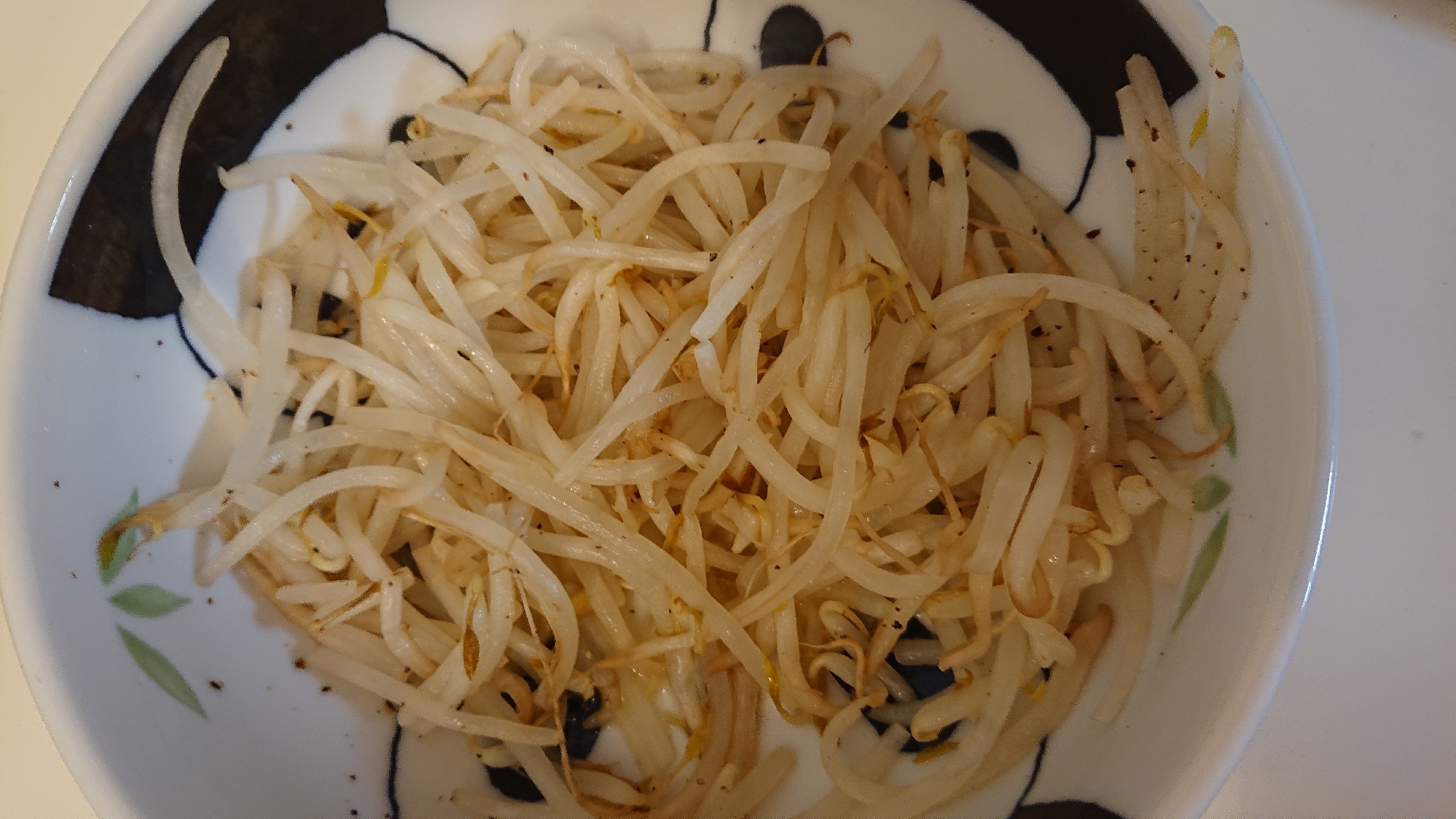 電子レンジで⭐もやしのバター和え