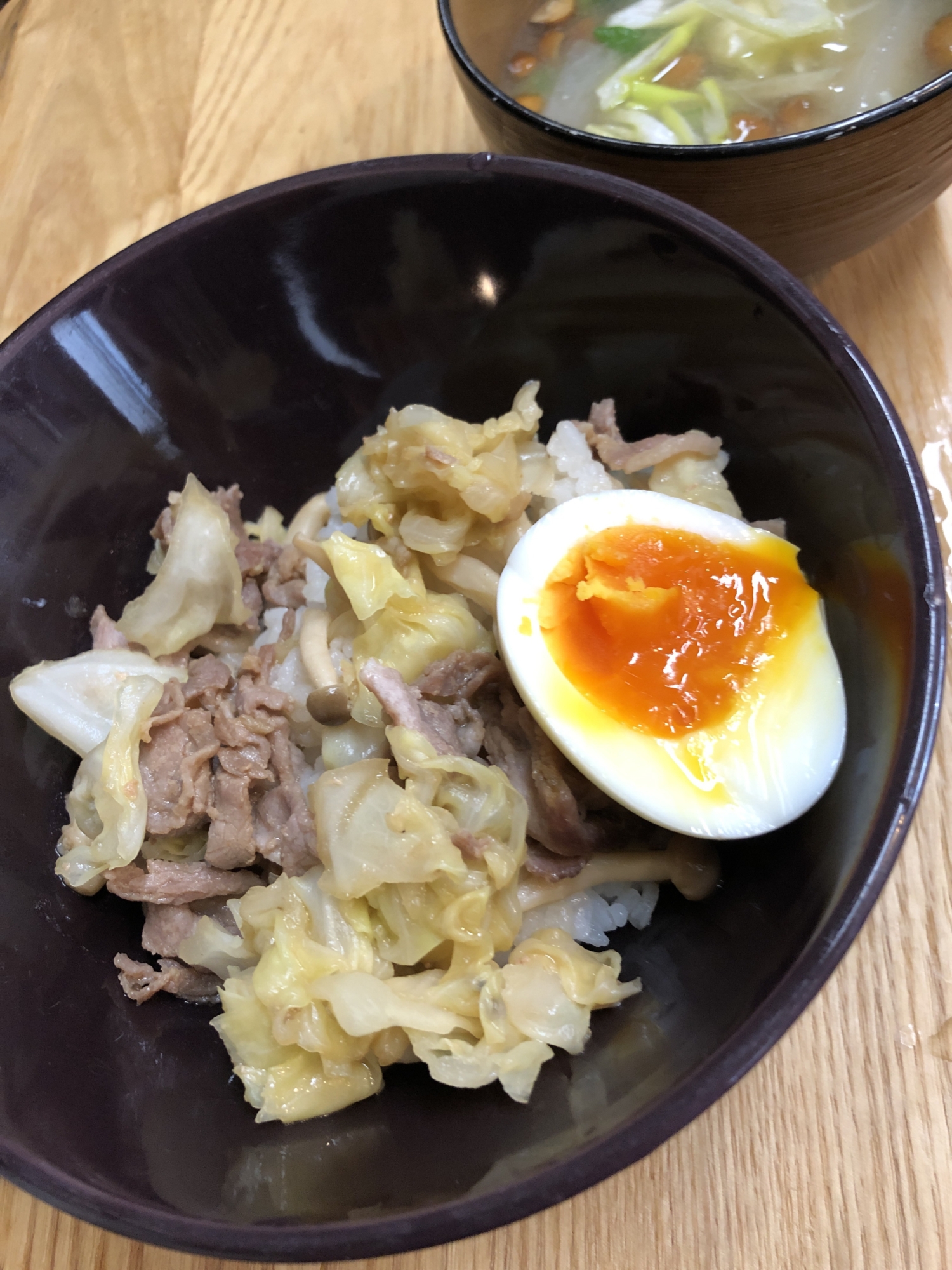 電子レンジで作る肉野菜炒めご飯