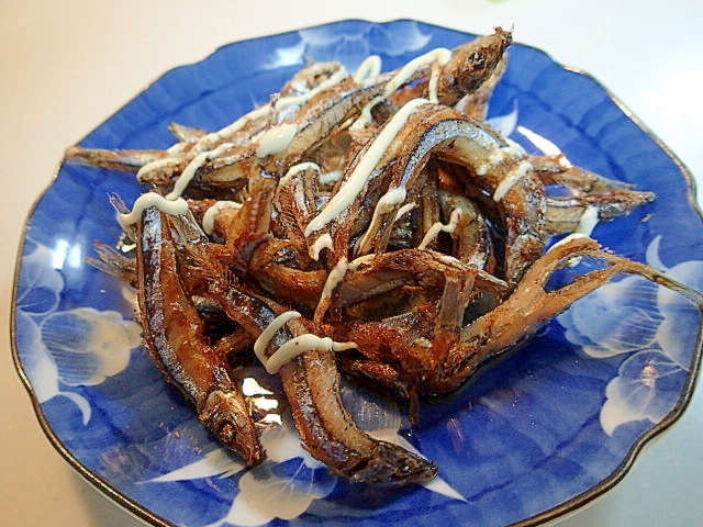 ぽん酢/マヨ/花椒塩で　きびなごの揚げ物