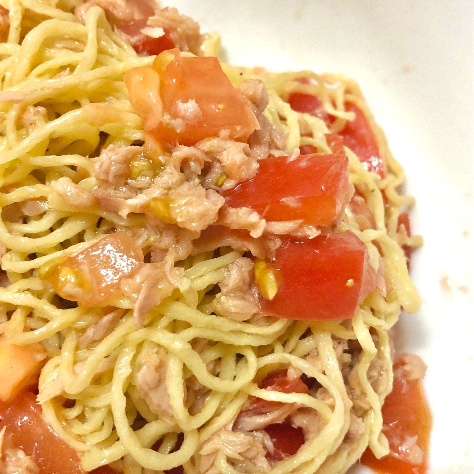 缶詰で簡単♪糖質ゼロ麺の冷製パスタ風