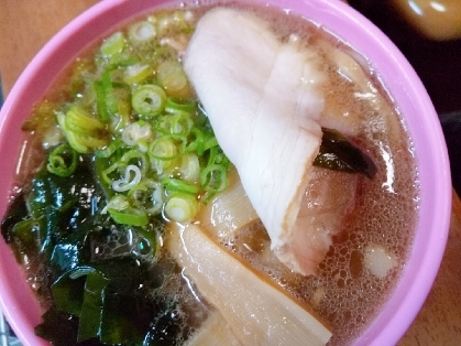 納豆のたれで、ネギにんにくのあっさり醤油ラーメン