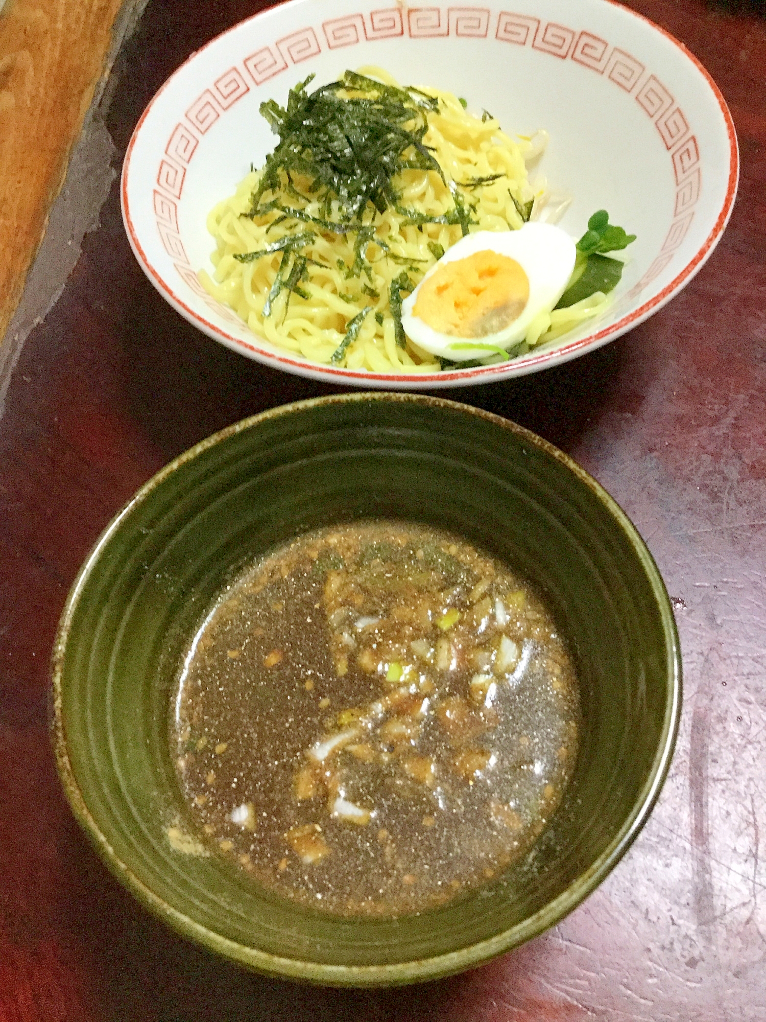 ひき肉入り 魚粉つけめん 茹で卵トッピング レシピ 作り方 By とりあえず乾杯 楽天レシピ