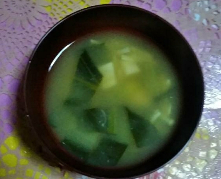 豆腐小松菜えのきの味噌汁