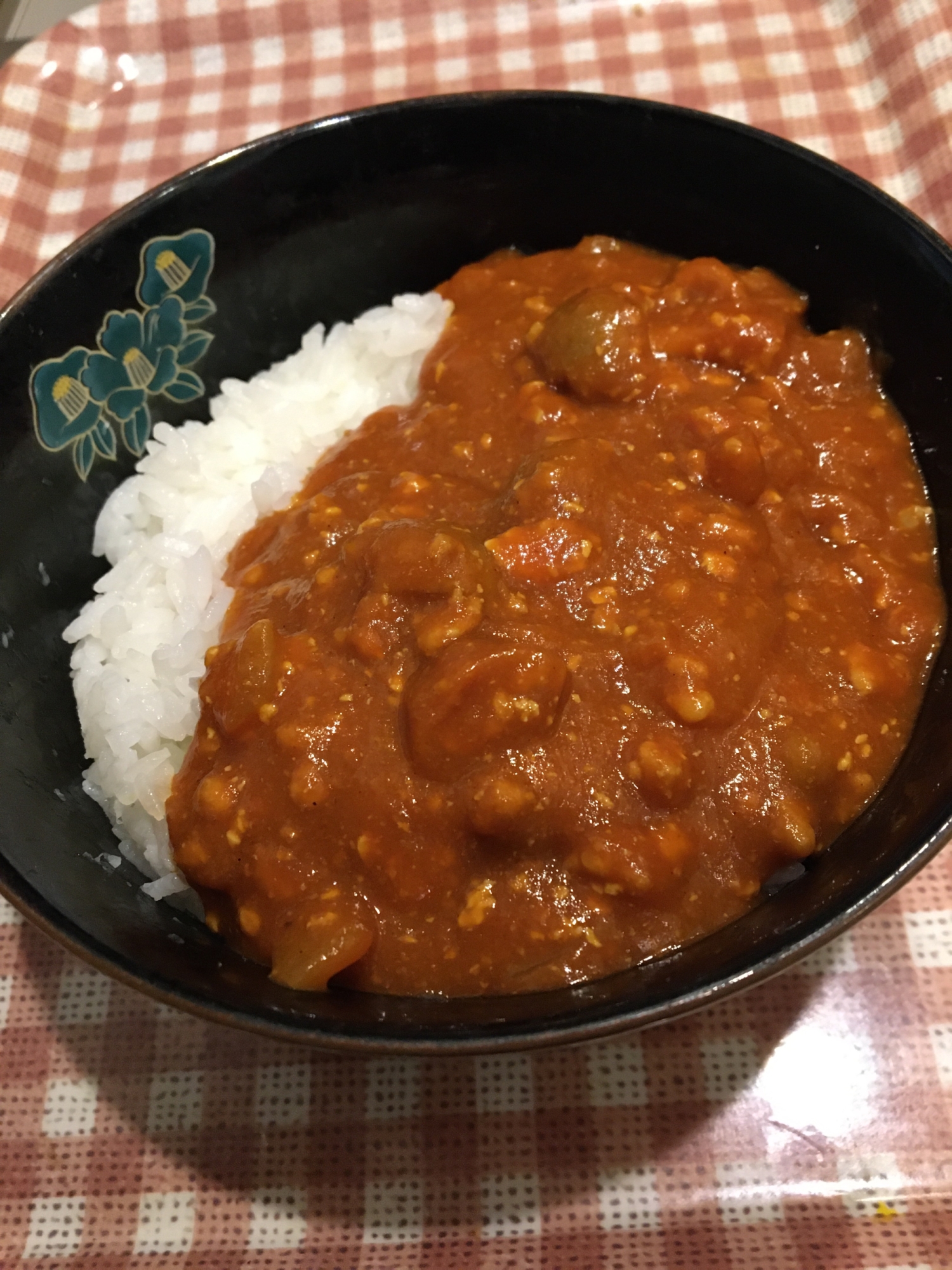 作り置きに！トマトジュースで健康カレー