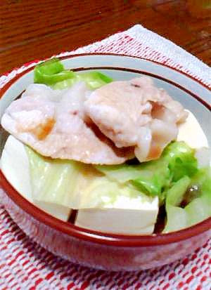 ちょっと贅沢、豚しゃぶ湯豆腐