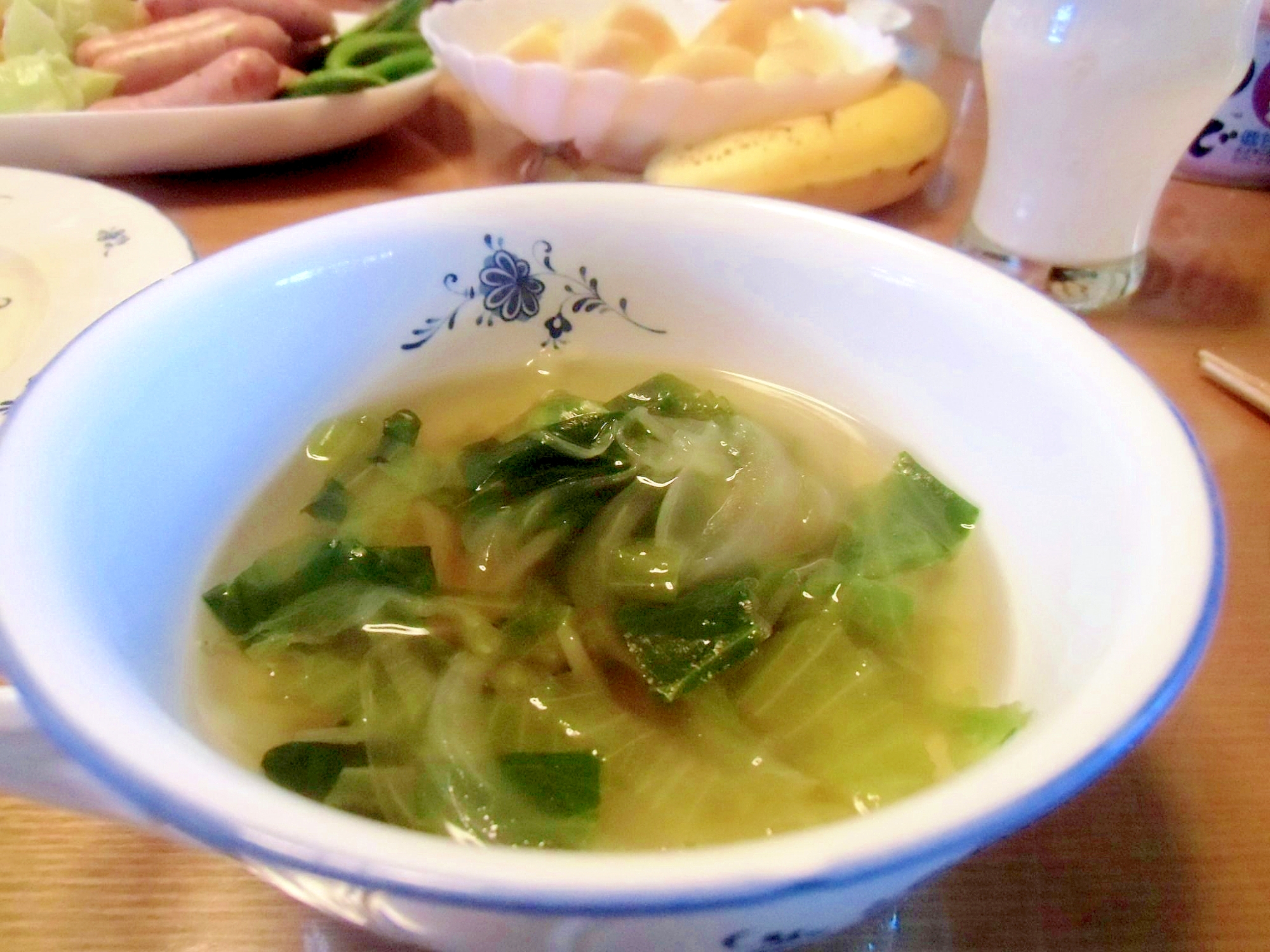 レタスの外葉のスープ