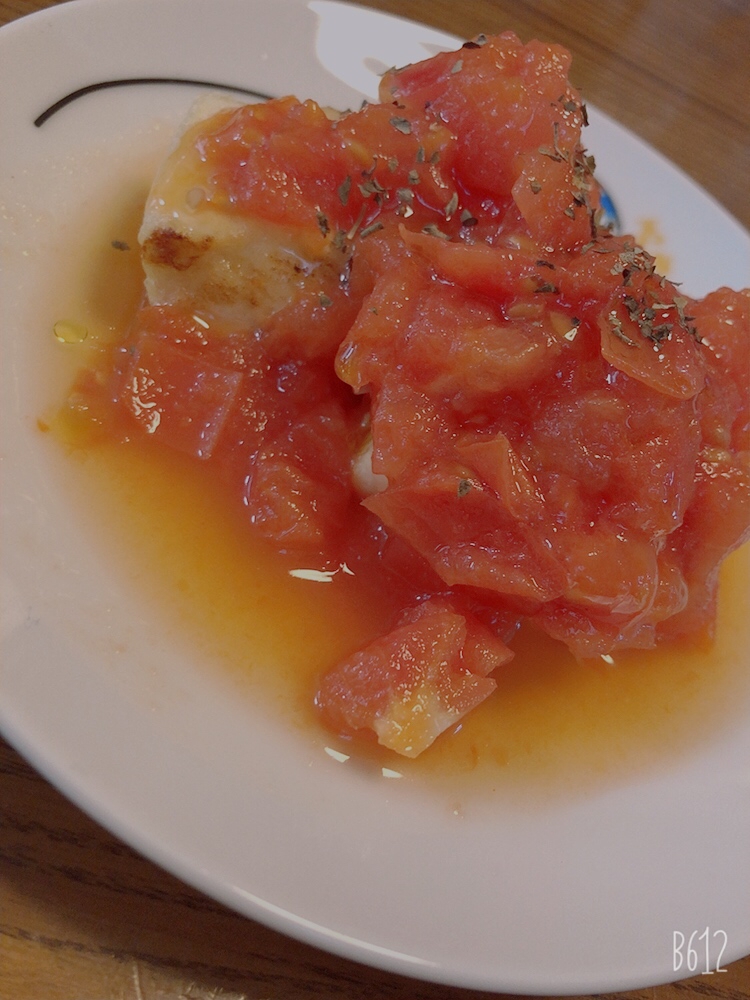 豆腐ステーキの自家製トマトソースがけ