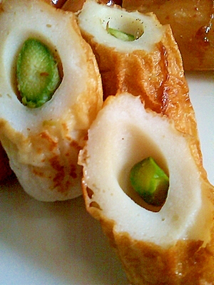 お弁当に♪アスパラちくわ。