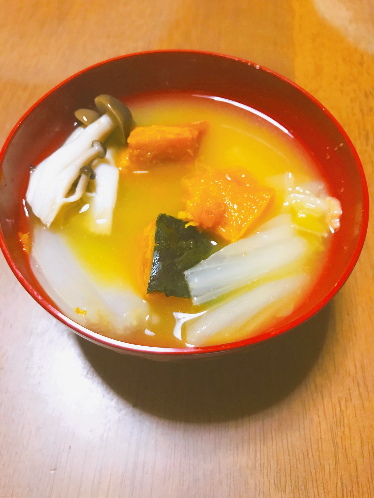 かぼちゃと白菜の味噌汁