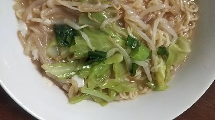 野菜も食べてね!!野菜醤油ラーメン☆