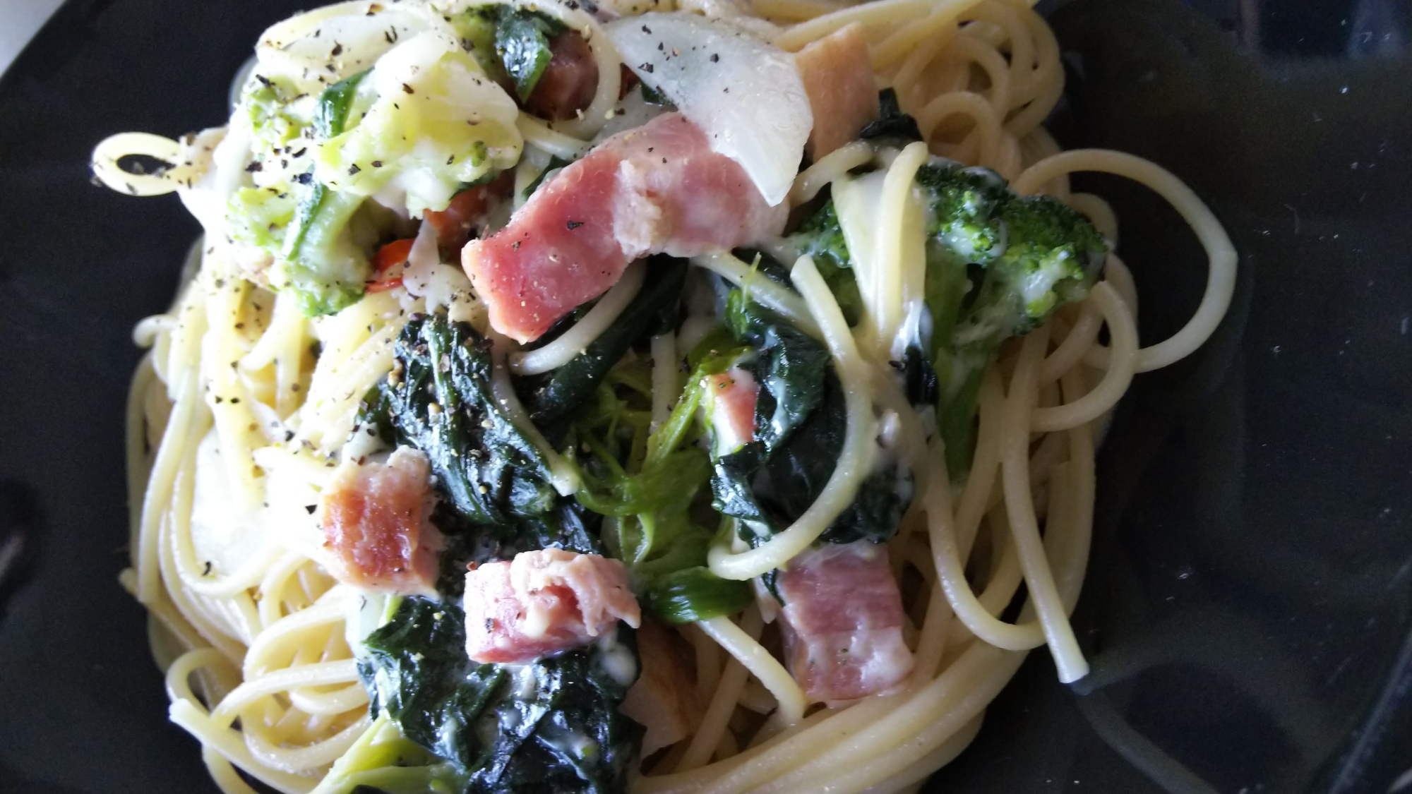 ベーコンとほうれん草の牛乳クリームパスタ レシピ 作り方 By シェフ R M 楽天レシピ