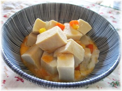 ミックスベジタブルの代わりにカラーピーマンで代用しました（ｖ。ｖ）　　じっくり味の染みた高野豆腐とっても美味しかったです＾＾*