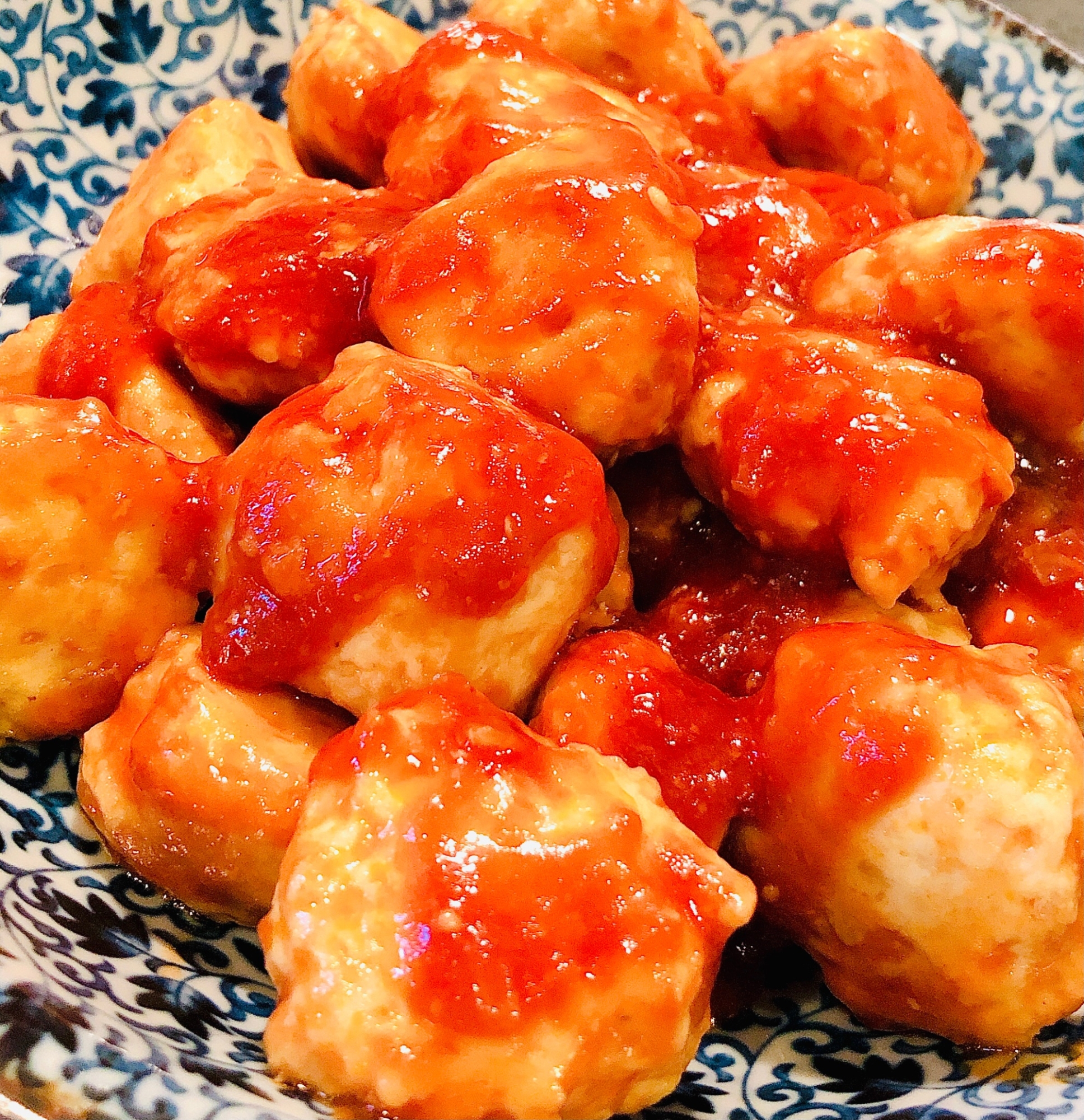 鶏むね肉で♡冷凍しても美味しい揚げないミートボール