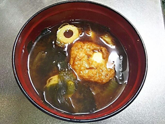 うずら巻きと焼きちくわのお味噌汁