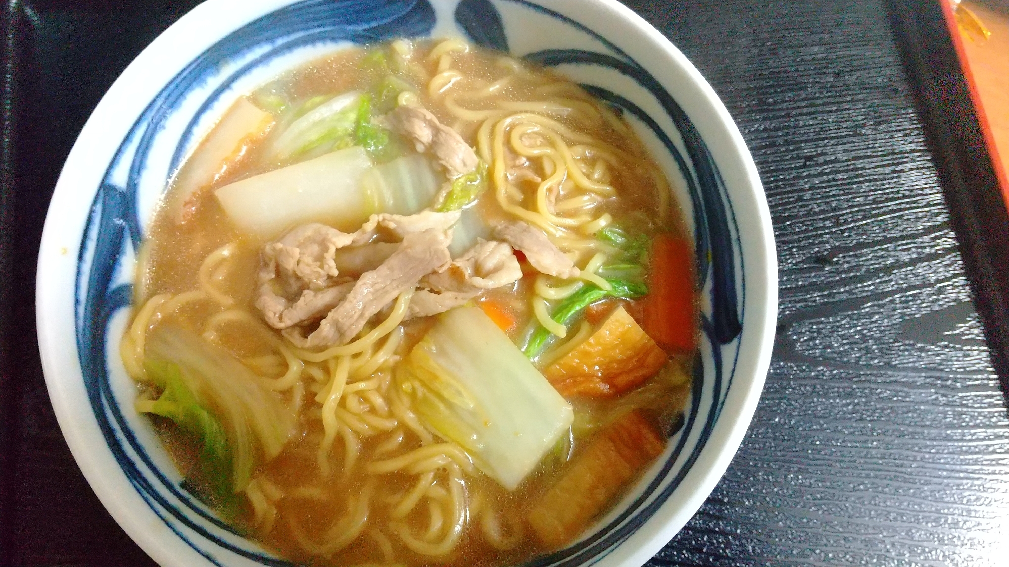 豚骨ラーメン！白菜＊ひら天