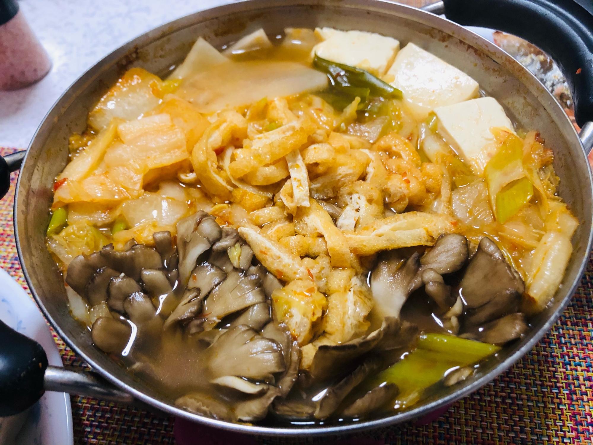 豆腐と白菜のヘルシーなチゲ鍋