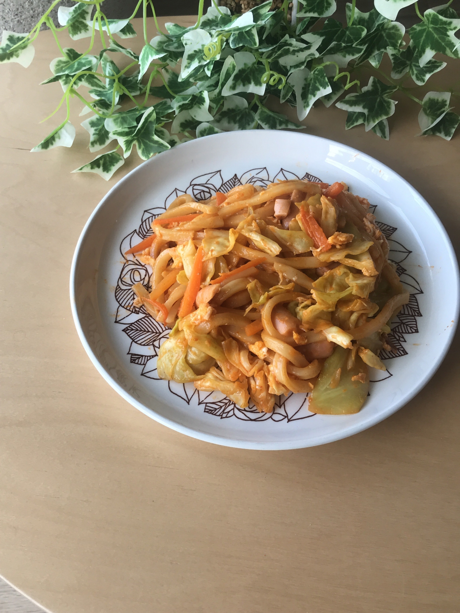 コチュジャンとヨーグルトで！まろやか旨辛焼うどん