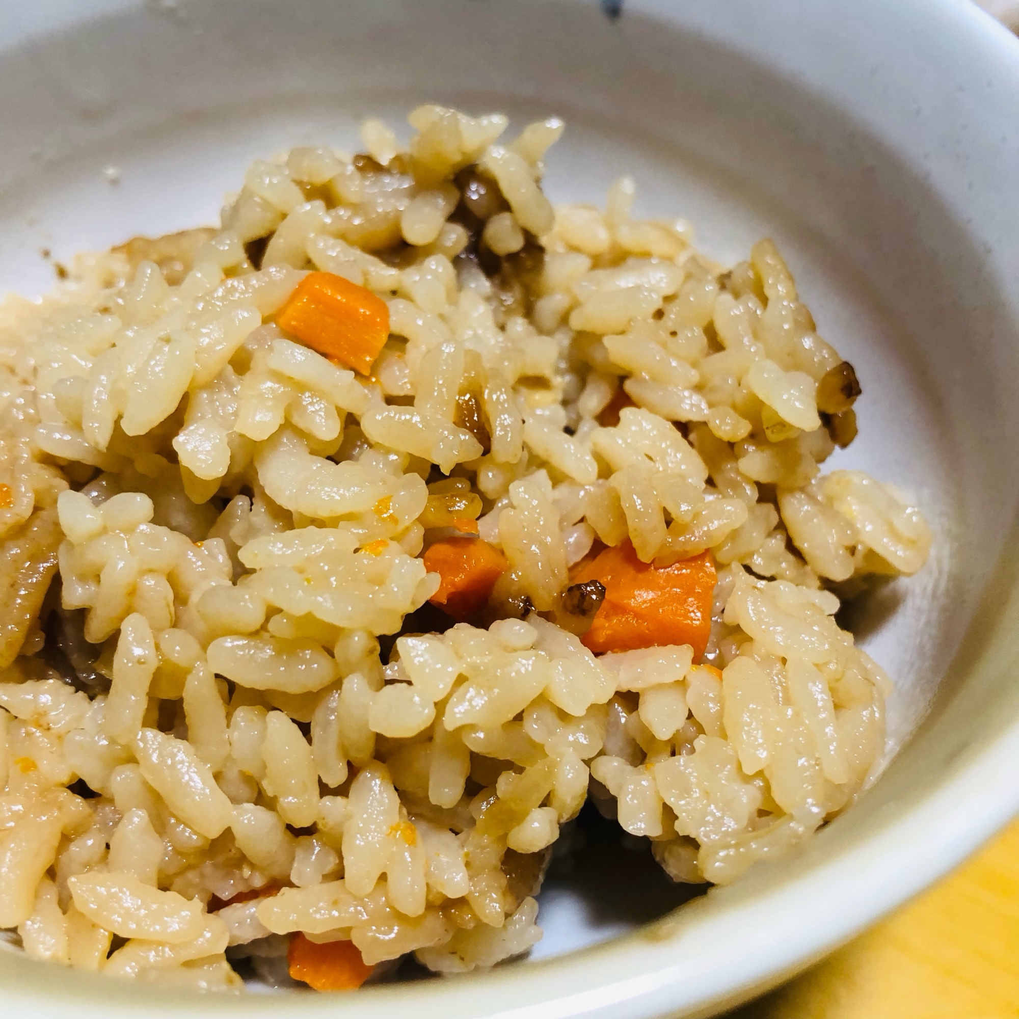 鶏肉と人参の炊き込みごはん