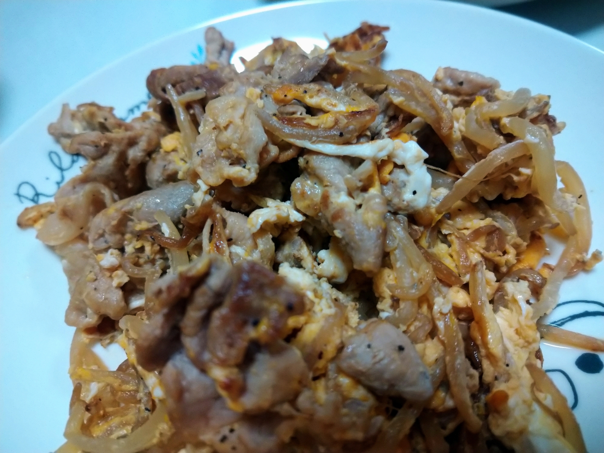 豚肉ともやしの卵炒め