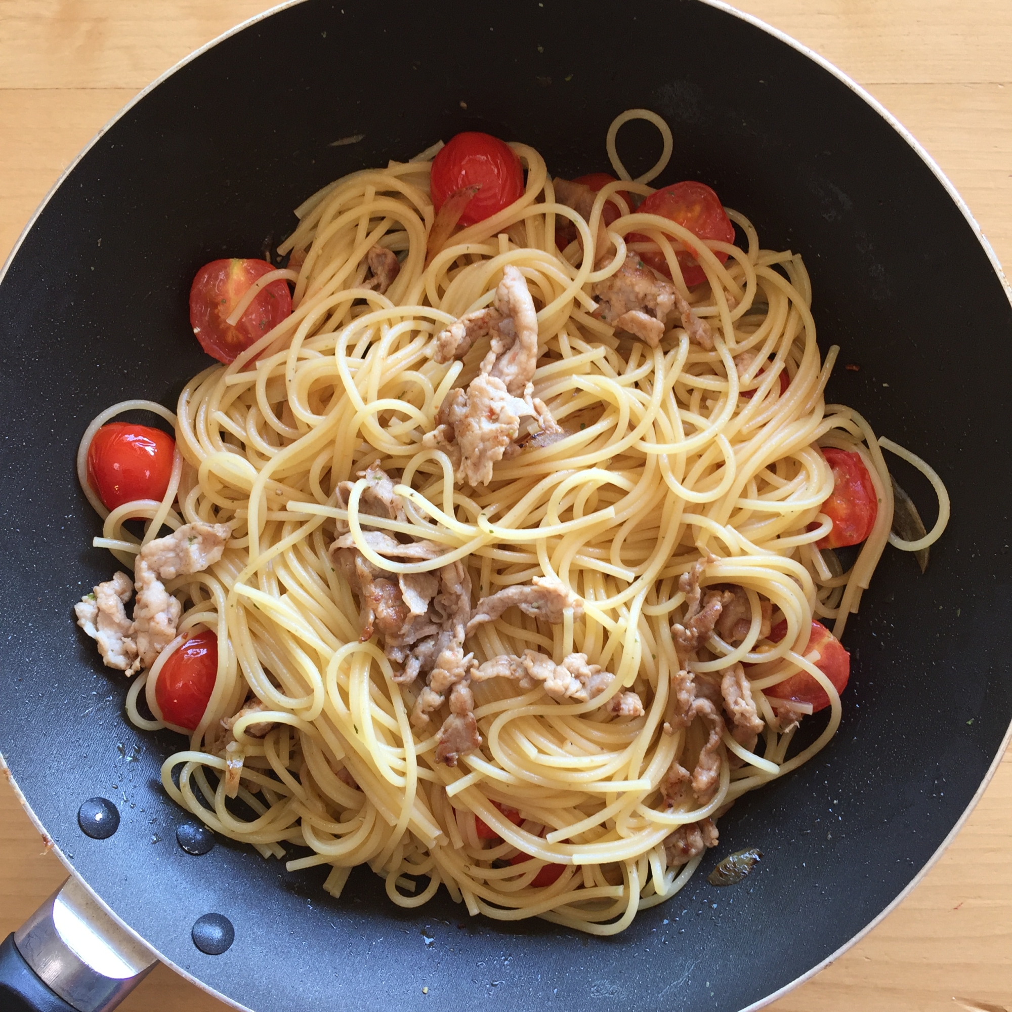 簡単!お弁当の残りもので本格オイルパスタの味