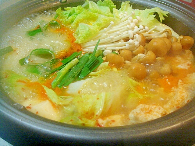 豆腐団子のピリ辛味噌鍋