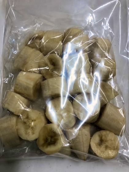 簡単＆便利！包丁いらずの冷凍バナナ