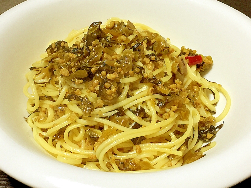 バターと昆布茶が美味しい「高菜スパゲティ」