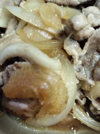 【簡単】玉ねぎと豚バラ薄切り肉のスタミナ丼