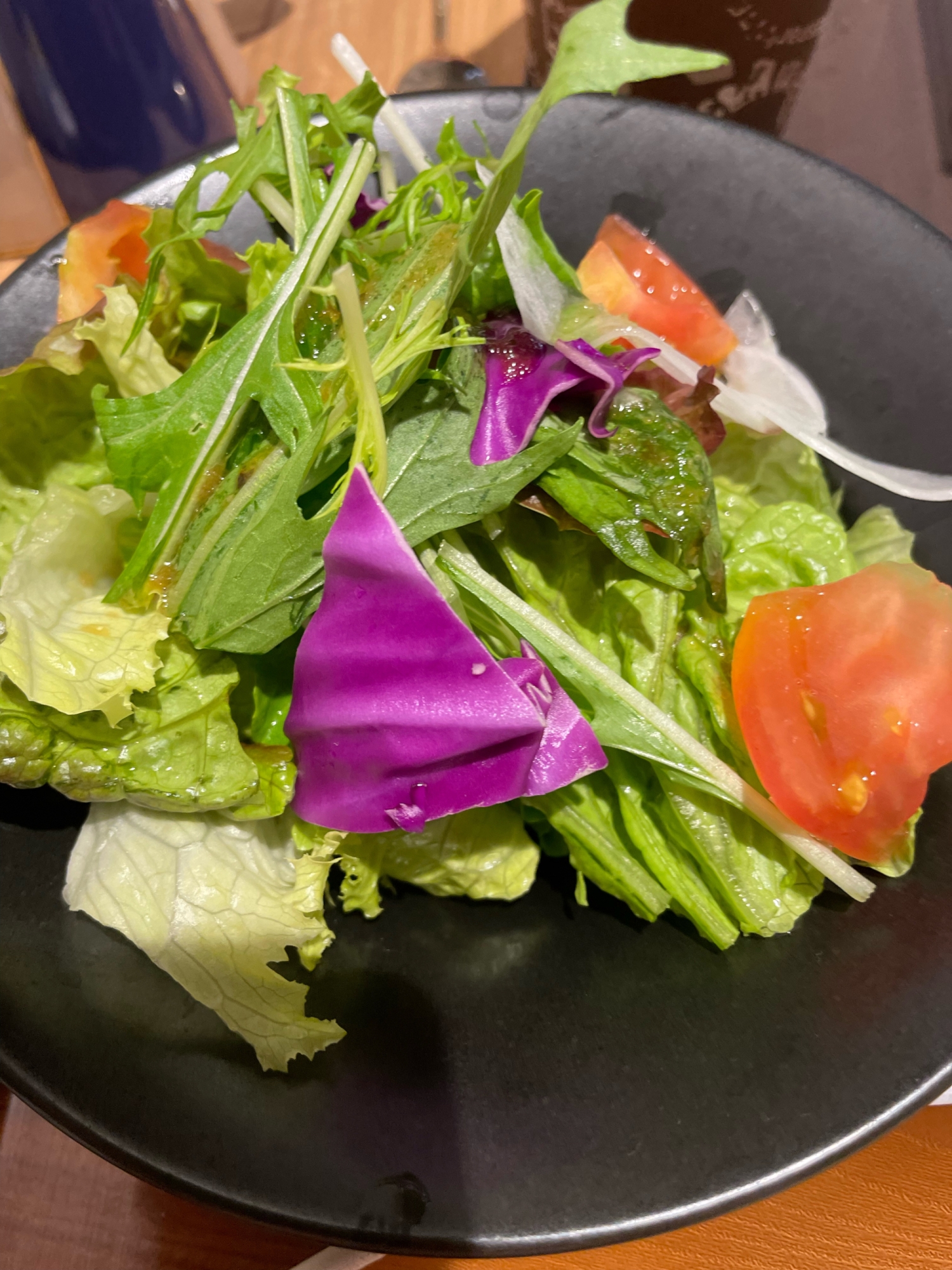紫キャベツと緑野菜のサラダ