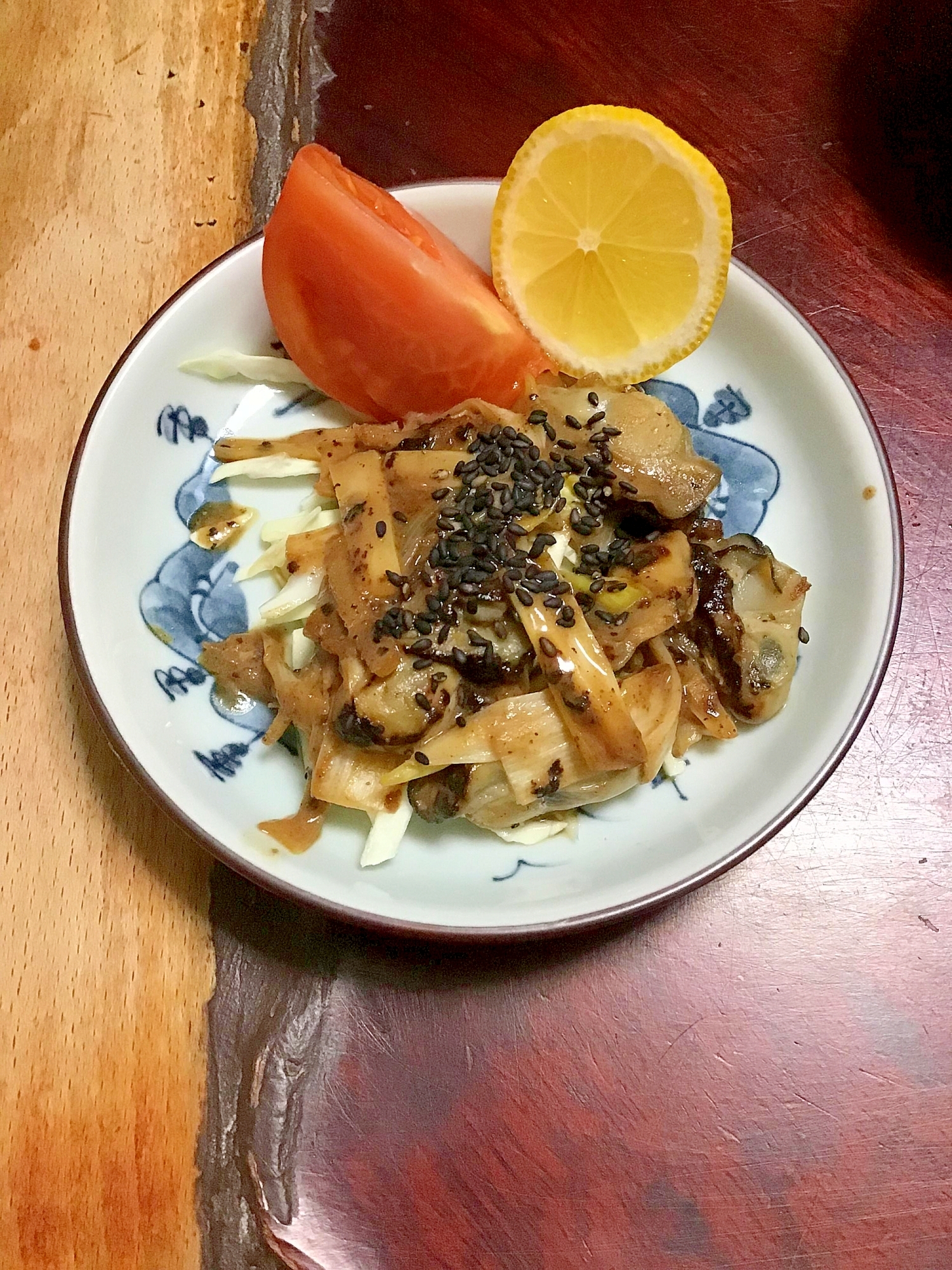 牡蛎と長ネギとナスの味噌炒め。