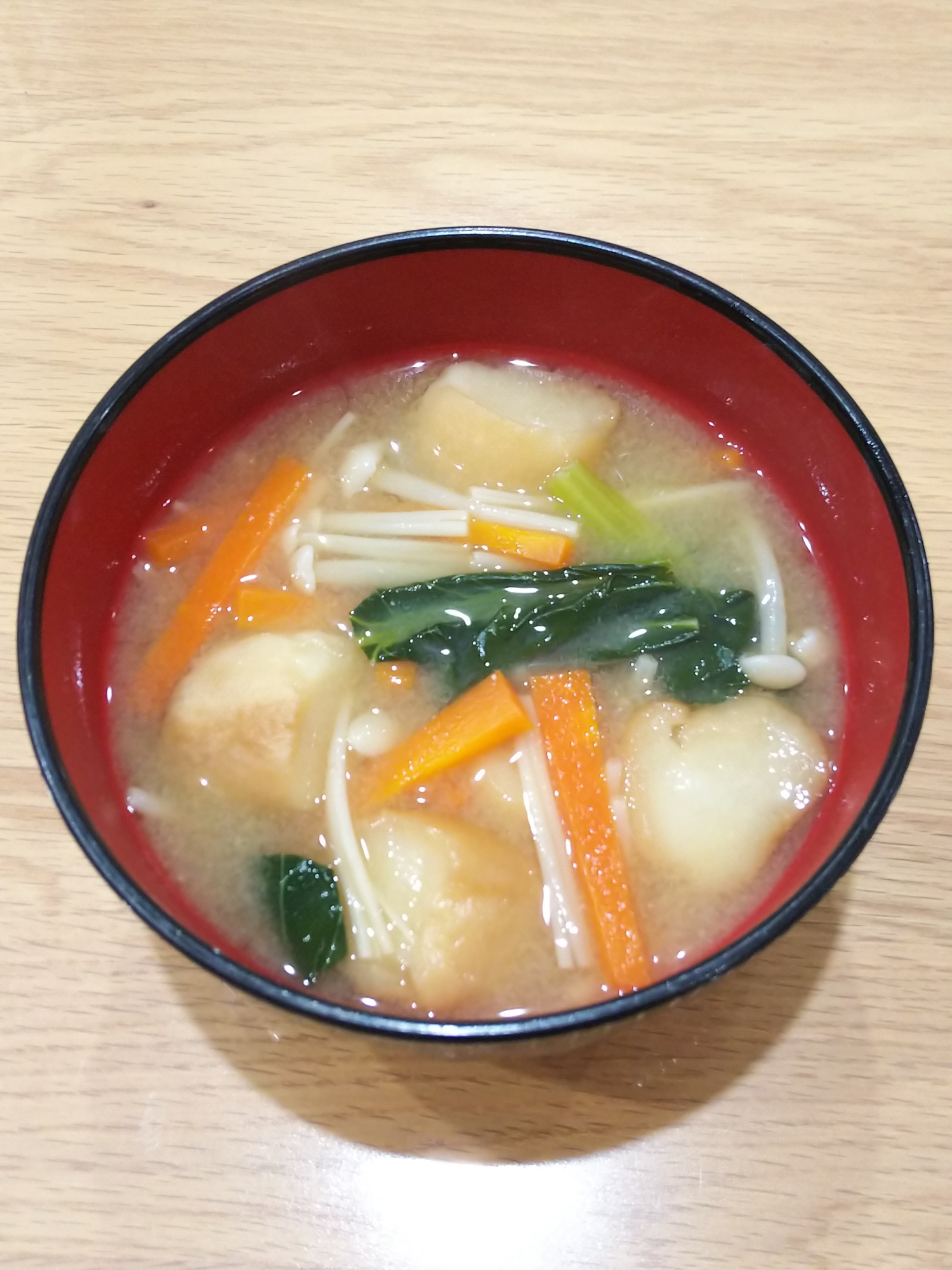 麩と小松菜の味噌汁