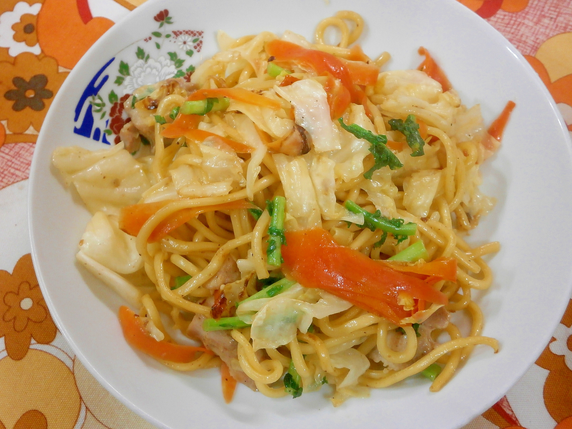 鶏もも肉の塩焼きそば