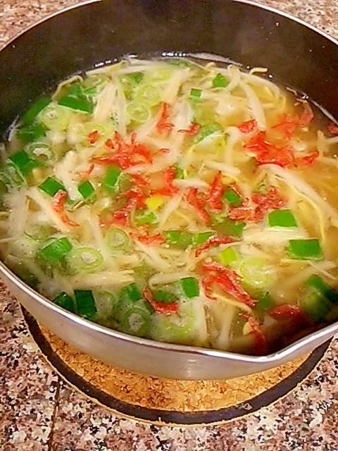 野菜たっぷり海老ラーメン