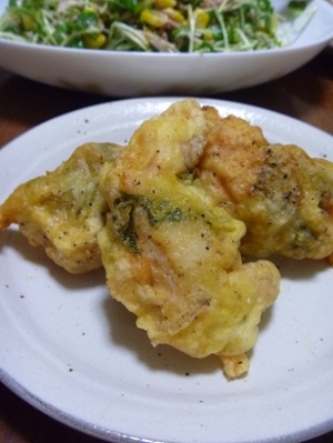 ささみでヘルシー揚げ物　鶏ささみのシソ巻き揚げ