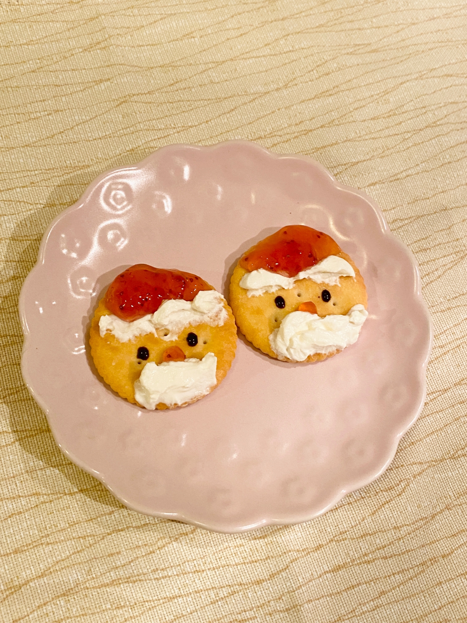 クリスマスに☆サンタカナッペ