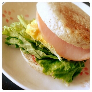 ハム de シンプル♪イングリッシュマフィン