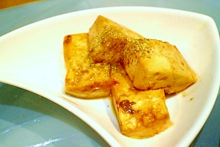 【隠し味はチーズ】山椒香るコクの焼き豆腐