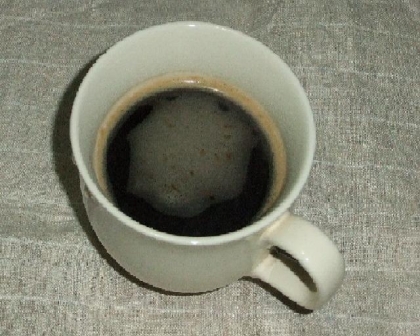 メープルシロップの独特の香りがコーヒーを柔らかくしてますね♪
美味しくいただきました。ごちそうさま！