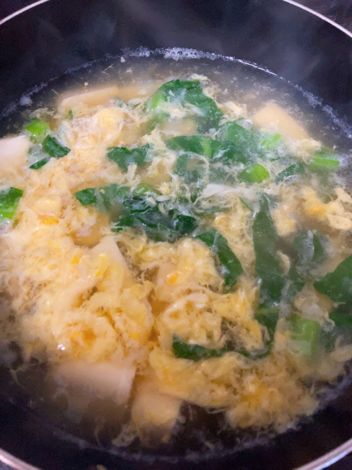 小松菜と豆腐と卵のスープ