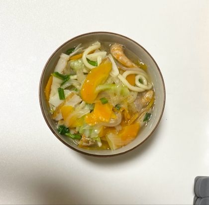 野菜のせラーメン