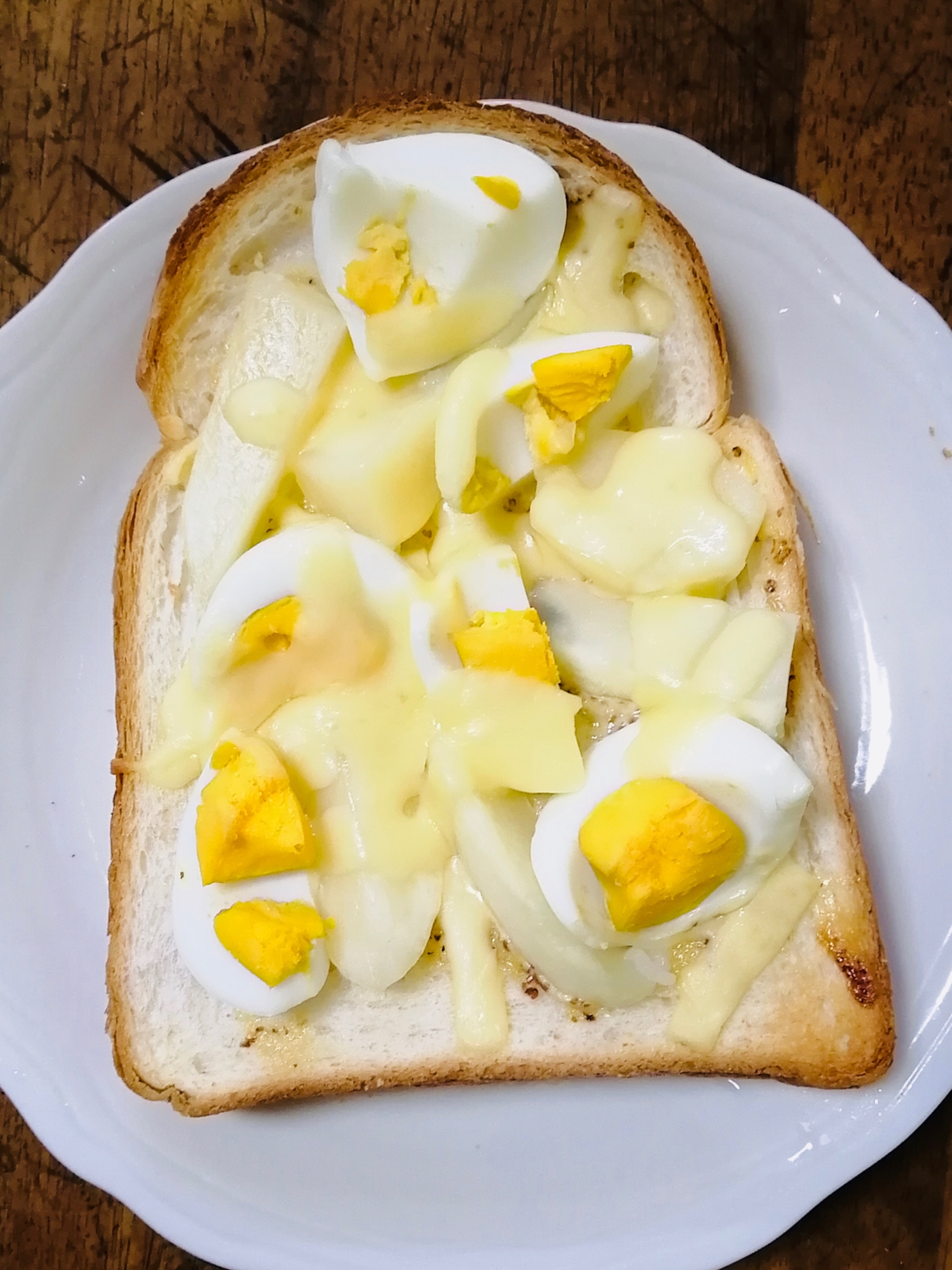 卵とポテトのトースト