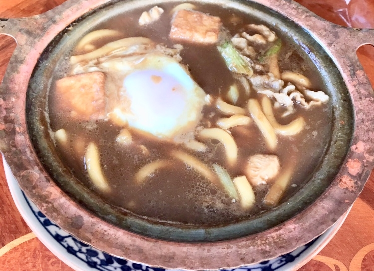 鍋焼きうどん