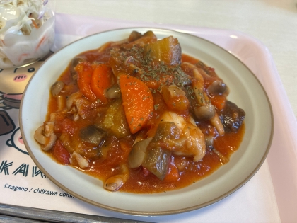 鶏肉のトマトチーズ煮