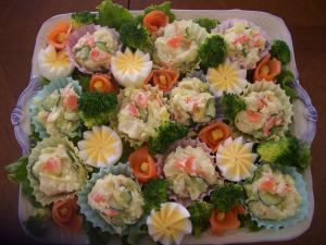 ひな祭りに!ポテトサラダ&サーモンのお花畑