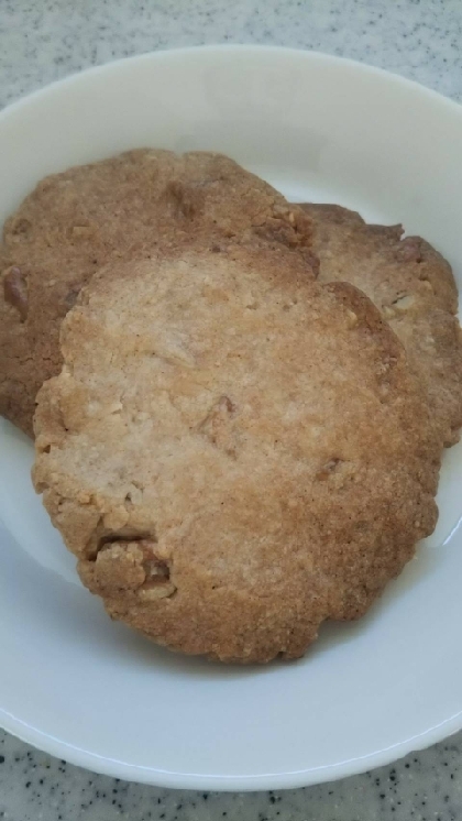 アーモンドとくるみの簡単クッキー